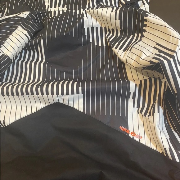 Nike SB MEN'S 6.0 Kampai SNOWBOARDING Jacket SIZE MEDIUM EXTREMELY RARE - Picture 7 of 8